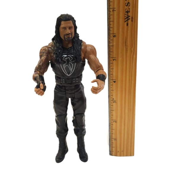 WWE Roman Reigns Action Figure Wrestling 7" Wrestler Shield Chest 2017 Mattel - Picture 11 of 11